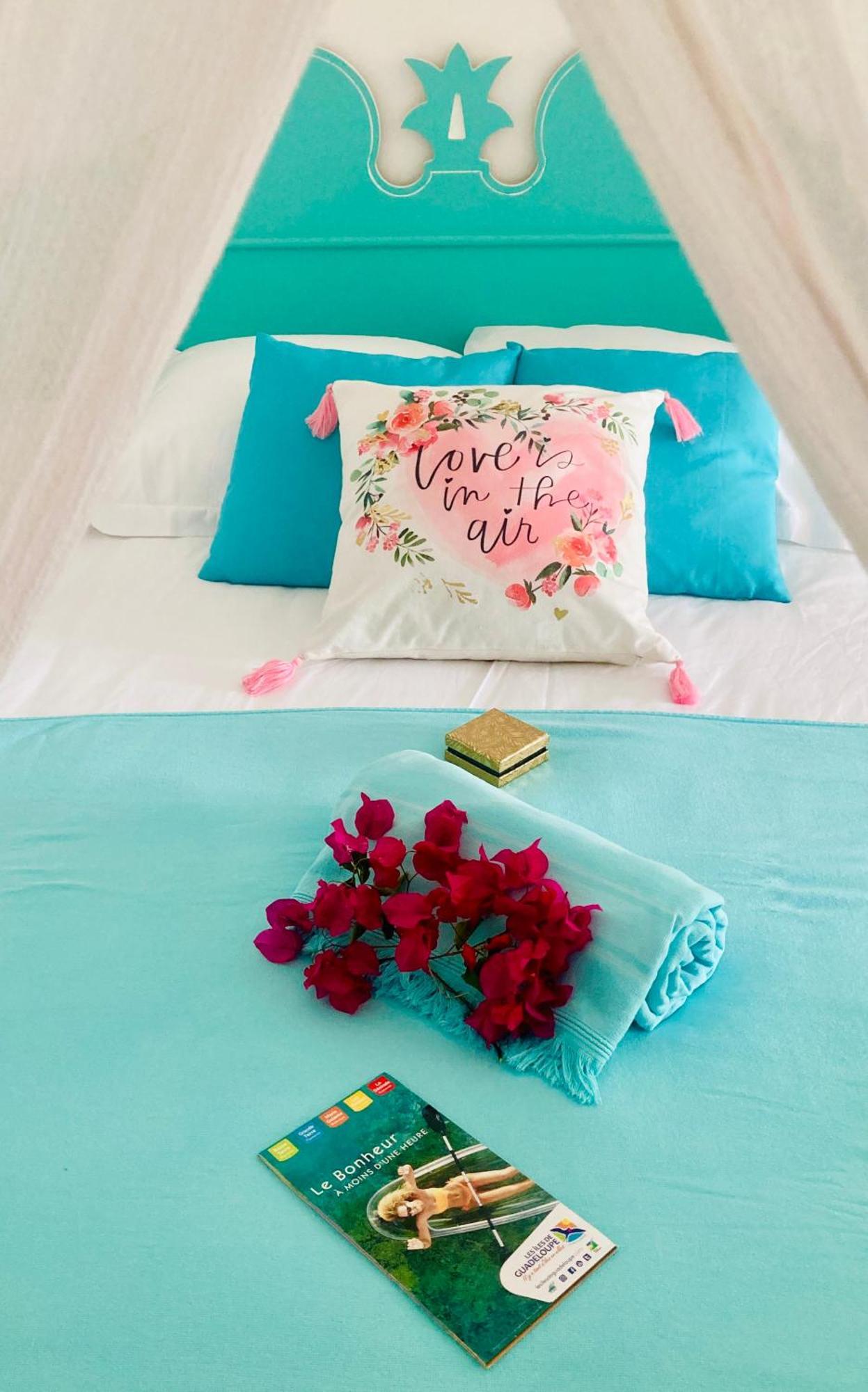 Tikazadaph, Pour Un Sejour De Charme, Romantique & Exotique, 97180 Sainte-Anne Ngoại thất bức ảnh